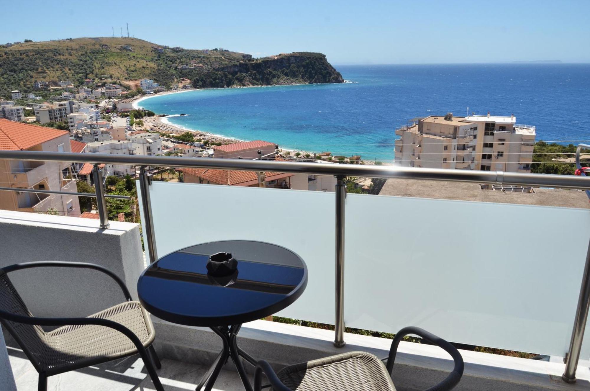 Harmonia Guest House 2 Himare Esterno foto