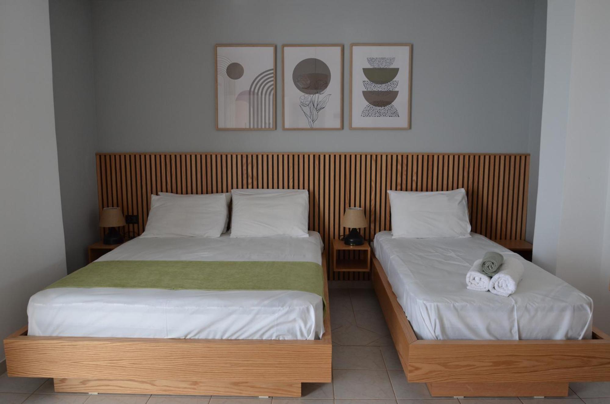 Harmonia Guest House 2 Himare Esterno foto