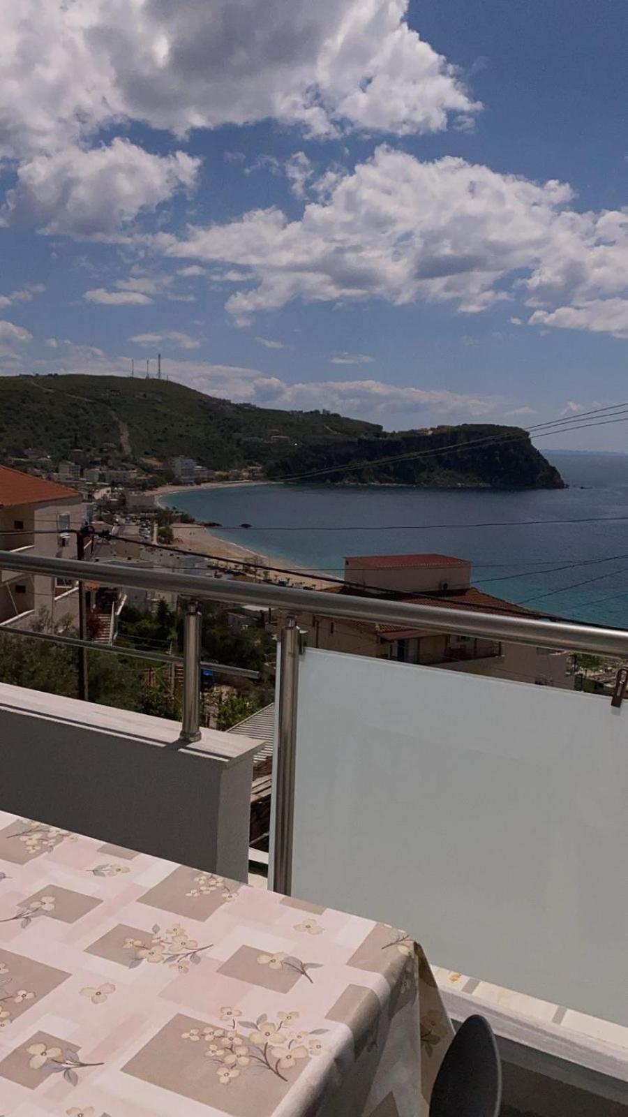 Harmonia Guest House 2 Himare Esterno foto